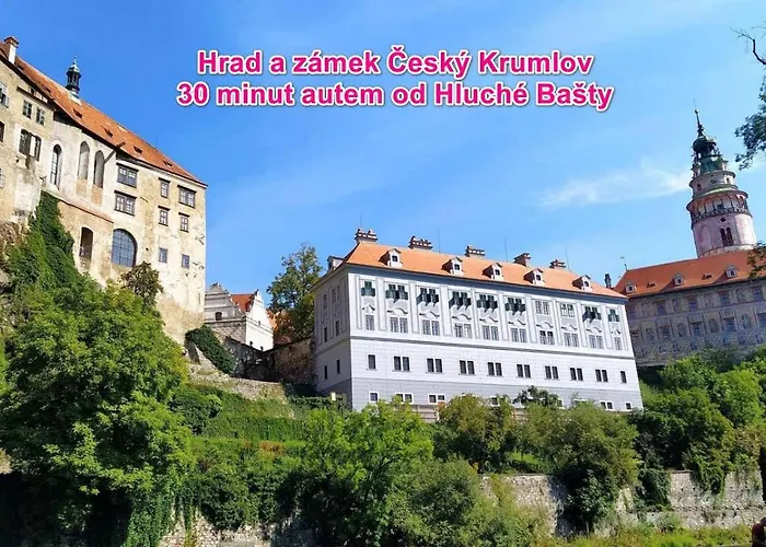 Hlucha Basta S Vnitrnim Bazenem *