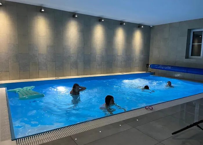 شقة Hlucha Basta S Vnitrnim Bazenem تشيسكي بوديوفيتسه